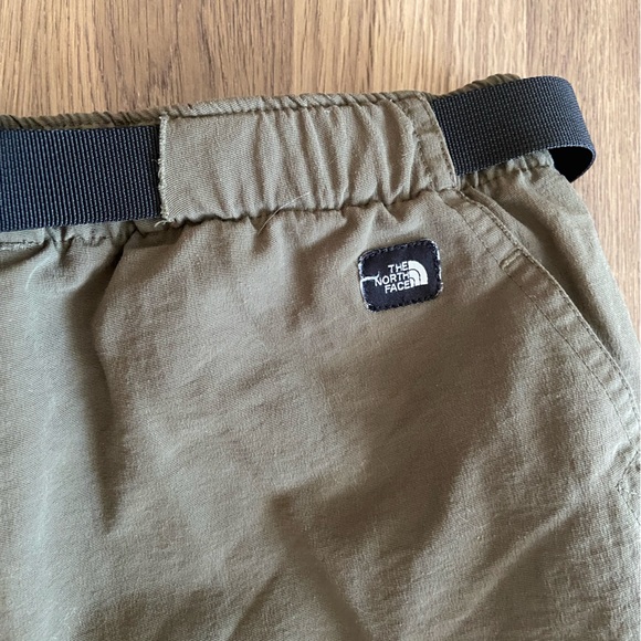 The North Face Men's Olive Green Hiking Cargo Shorts Size Small - Picture 10 of 10